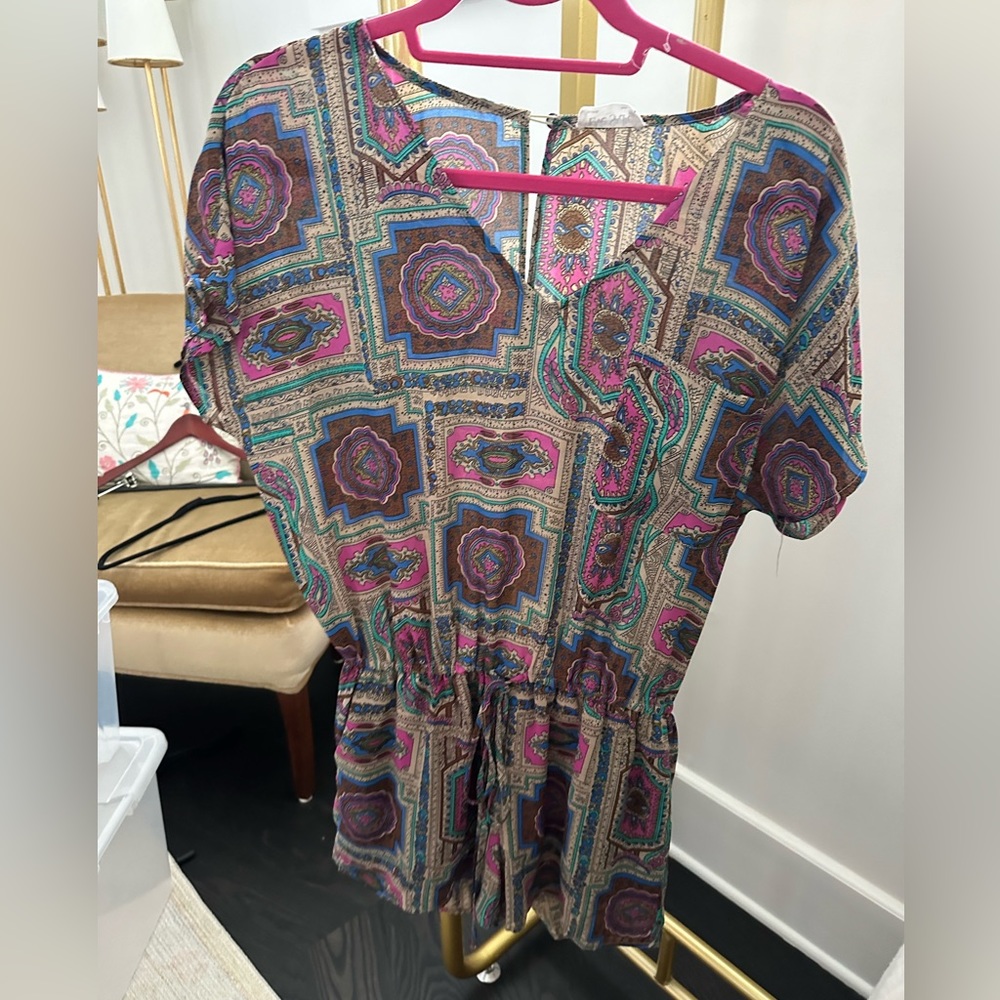 Love Sadie, Sheer patterned romper. XS.